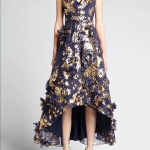 Marchesa Notte Sleeveless Organza Hi-Low Gown